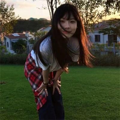 女机械人